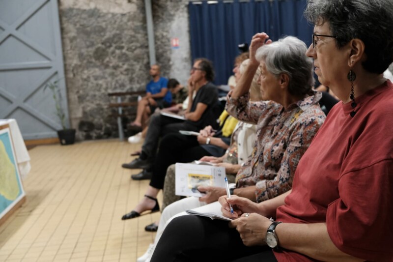La conférence sur la richesse de la toponymie des grands sites de marronnage de La Réunion se tenait à la salle de conférence du front de mer ce jeudi 14 septembre 2023, à 18 heures, dans le cadre des 40 ans des Journées européennes du patrimoine.