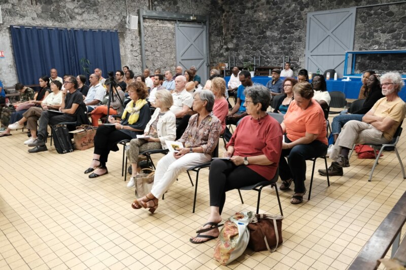 La conférence sur la richesse de la toponymie des grands sites de marronnage de La Réunion se tenait à la salle de conférence du front de mer ce jeudi 14 septembre 2023, à 18 heures, dans le cadre des 40 ans des Journées européennes du patrimoine.