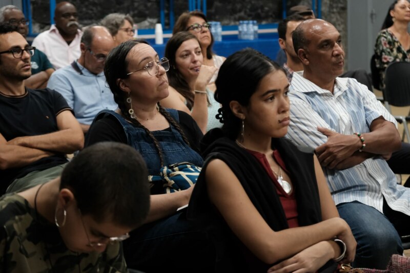 La conférence sur la richesse de la toponymie des grands sites de marronnage de La Réunion se tenait à la salle de conférence du front de mer ce jeudi 14 septembre 2023, à 18 heures, dans le cadre des 40 ans des Journées européennes du patrimoine.