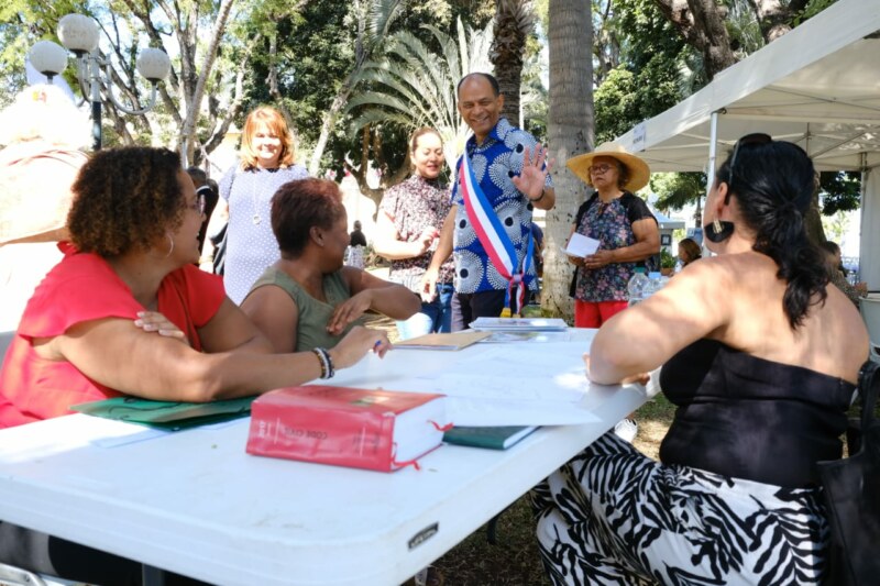 Grande réussite pour la Journée d’accès au droit organisée pour la seconde année consécutive à Saint-Paul samedi dernier au jardin de l’Hôtel de Ville. 300 personnes sont venues échanger gratuitement et directement avec 16 acteurs, professionnels du droit et des associations.
