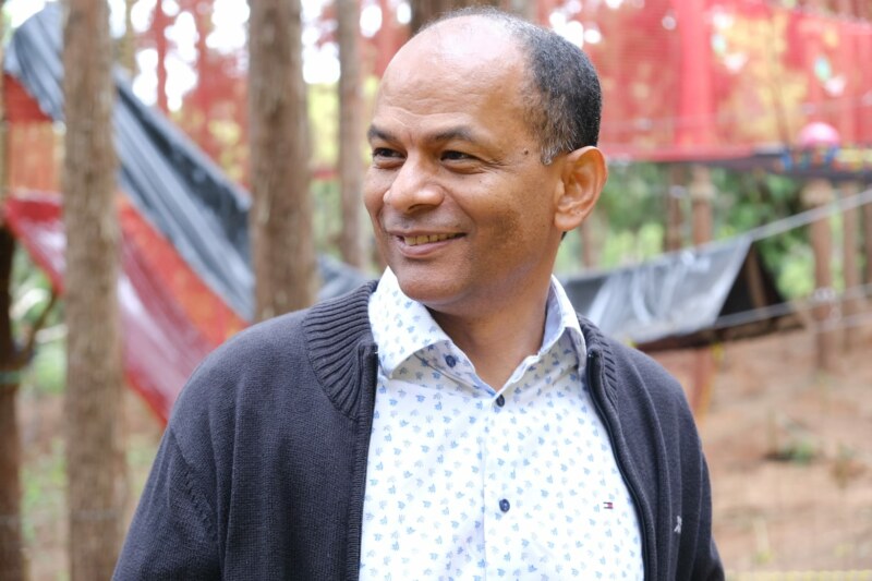 Ce mardi matin 11 octobre 2023 a eu lieu l'inauguration de la structure Accrobranche « Enlèr Pied’ Bois » en présence des gérants de la structure, Nathaniel et Anaïs LOUISO, du Maire de Saint Paul, Emmanuel SÉRAPHIN, de la Conseillère régionale et Sénatrice de La Réunion, Évelyne CORBIÈRE, et des autres élu·es.