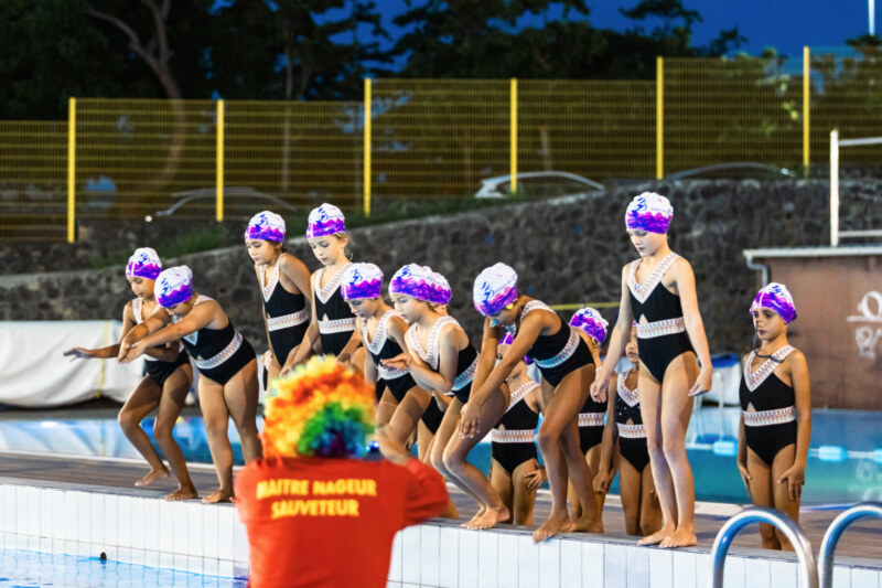 Découvrez les belles photos prises pour la dernière nocturne organisée à la piscine Josselyn-FLAHAUT de Plateau Caillou ce mardi 26 mars 2024 !