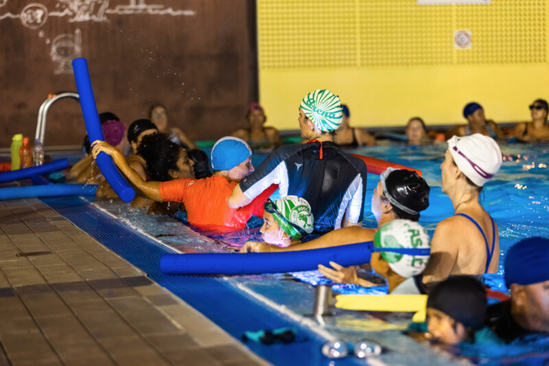 Découvrez les belles photos prises pour la dernière nocturne organisée à la piscine Josselyn-FLAHAUT de Plateau Caillou ce mardi 26 mars 2024 !
