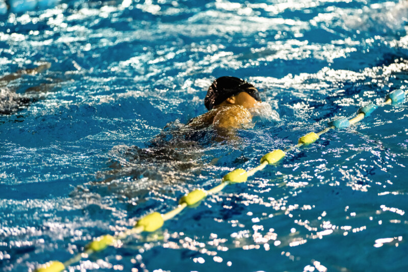 Découvrez les belles photos prises pour la dernière nocturne organisée à la piscine Josselyn-FLAHAUT de Plateau Caillou ce mardi 26 mars 2024 !