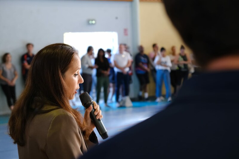 Saint-Paul a accueilli l’événement « Du stade vers l’emploi » au gymnase de Plateau Caillou ce jeudi 16 mai 2024. 20 recruteurs sont venus rencontrer des jeunes talents autour du tennis de table avant de dévoiler les offres d’emploi. Commerce, hôtellerie-restauration : 50 postes en alternance étaient à pourvoir.