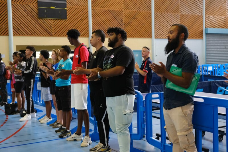 Saint-Paul a accueilli l’événement « Du stade vers l’emploi » au gymnase de Plateau Caillou ce jeudi 16 mai 2024. 20 recruteurs sont venus rencontrer des jeunes talents autour du tennis de table avant de dévoiler les offres d’emploi. Commerce, hôtellerie-restauration : 50 postes en alternance étaient à pourvoir.