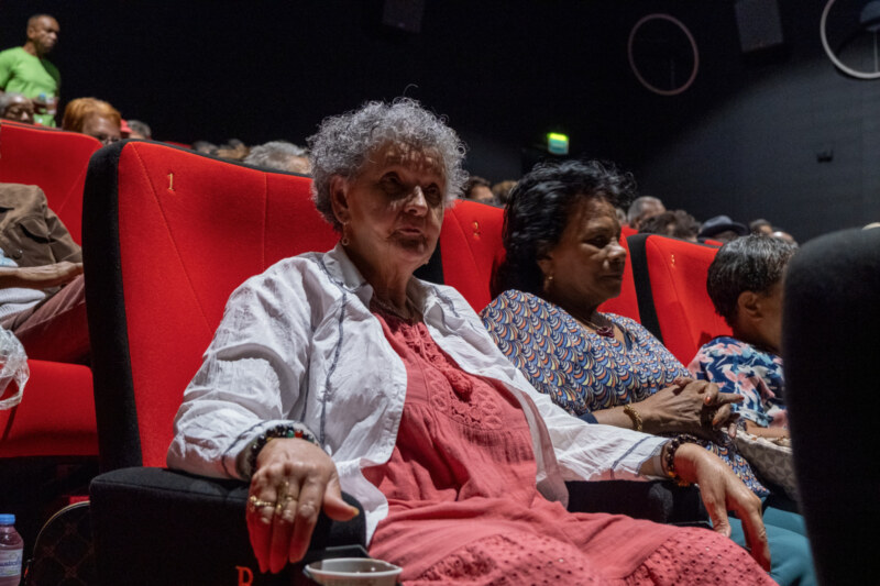Saint-Paul, c'est la Ville des séniors où il fait bon vivre à La Réunion ! L'opération Cinéma séniors, spécialement organisée par la Commune en leur honneur, se tient ce vendredi 24 mai 2024 au multiplex de Cambaie.