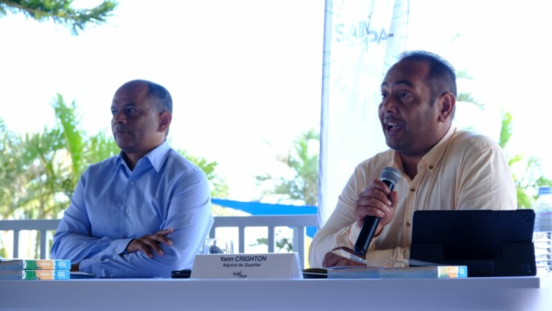 Le Maire de Saint-Paul, Emmanuel SÉRAPHIN, l'Adjointe aux Affaires scolaires, Nila RADAKICHENIN, l'Adjoint au Plan éducatif Global, Salim NANA-IBRAHIM, l'Adjoint à la Restauration scolaire, Yann CRIGHTON, les services et les agents visitent ce mercredi 14 août 2024 l'école maternelle des Fourmis au Guillaume. Saint-Paul lé paré pour la rentrée scolaire 2024-2025 !