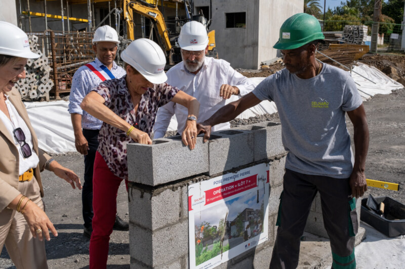 La SHLMR et la Ville de Saint-Paul réaffirment leur engagement commun pour améliorer l'accès au logement à La Réunion avec la pose de la première pierre de la résidence étudiante et jeunes actifs