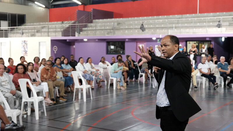 Vyen koz èk lo Maire à La Plaine/Bois-de-Nèfles