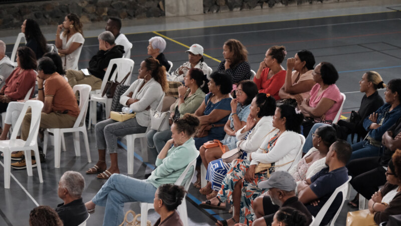 Vyen koz èk lo Maire à La Plaine/Bois-de-Nèfles