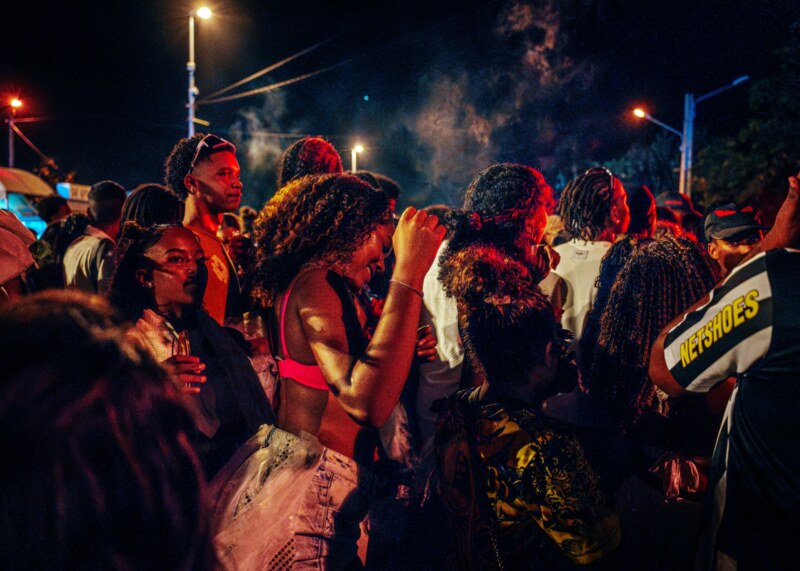La vingt-septième édition du Grand Boucan restera gravée dans les mémoires. Plus de 70 000 personnes ont convergé tout au long de l'après-midi de dimanche et le soir vers le front de mer de Saint-Paul pour assister à l’un des plus grands rendez-vous populaires de l'île.
