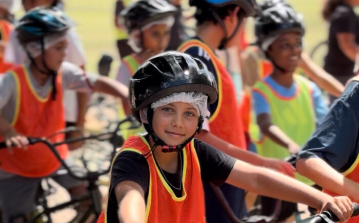 Élève de CM2 sur son vélo - dispositif savoir rouler 2025